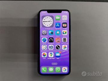 IPHONE 11 PRO MAX PERFETTO CON BATTERIA NUOVA