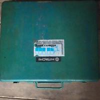 Bullonatrice e morsa girevole