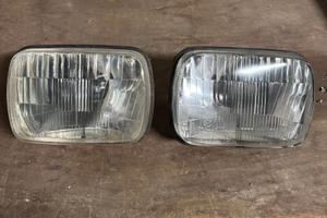 Coppia fari anteriori Fiat 127
