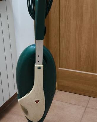 Vorwerk Folletto VK 135/136 + Battitappeto e Kit