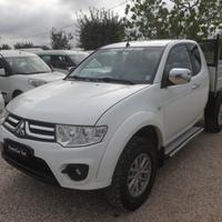 Mitsubishi L200 pick-up cassone