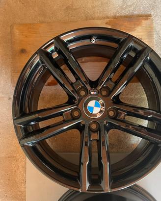 Cerchi bmw 719M originali da 18” differenziati