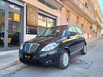 Lancia Ypsilon 1.3 MJT 75 CV Platinum