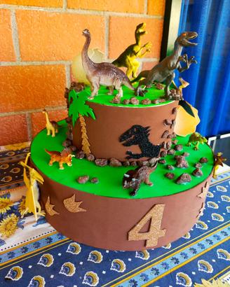 Torta dinosauri