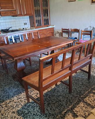 TAVOLO IN LEGNO MASSELLO