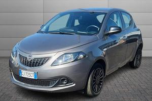 Lancia Ypsilon 1.0 hybrid Silver s&s 70cv