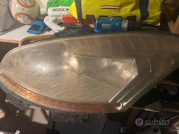 Faro anteriore citroen c4 picasso 2011