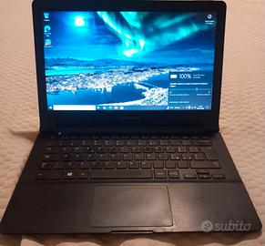 Laptop Samsung 905S