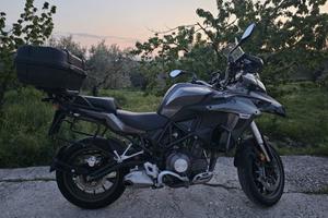 benelli trk 502