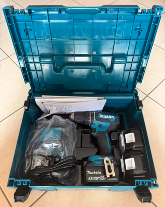 MAKITA TRAPANO AVVITATORE A PERCUSSIONE 3 BATTERIE