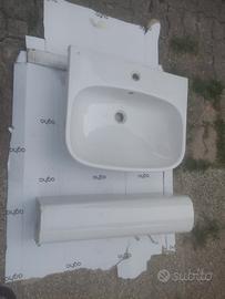 lavandino con colonna