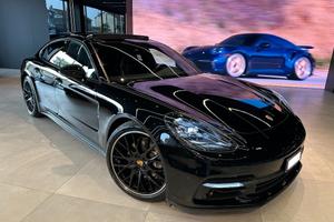 PORSCHE Panamera 3.0