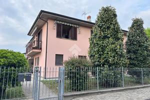 3 LOCALI A ALBUZZANO