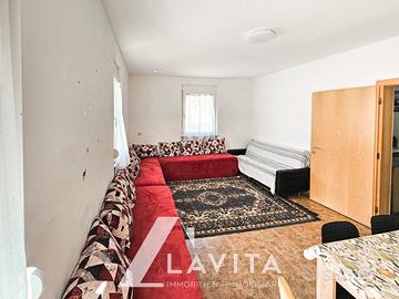 Trilocale con balcone a Lasa