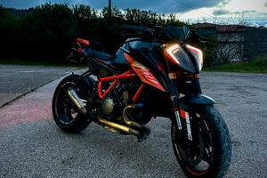 Ktm superduke 1290r