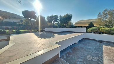 Pozzuoli - trilocali con terrazzo