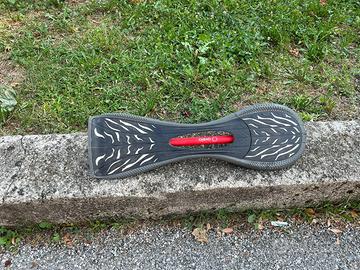 Waveboard (skateboard a 2 ruote)