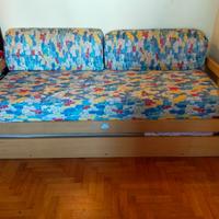 Letto/ divanetto con letto a una piazza  