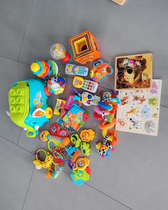 GIOCHI  0-2 anni + PROIETTORE CHICCO