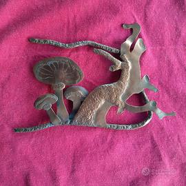    scultura da parete in rame