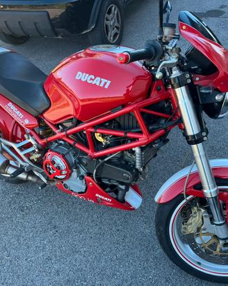 Ducati moster