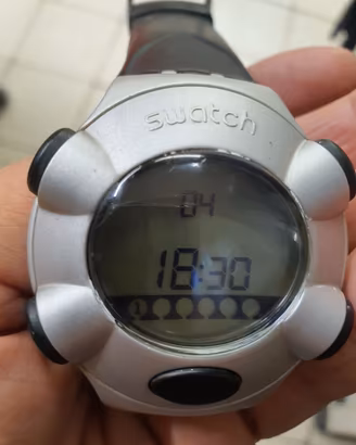 Orologio Swatch .beat Virtual Wave, modello YFS400