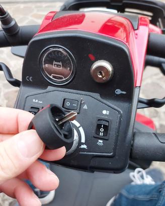 Scooter Elettrico Anziani Invalidi - Nuovo (Km20)