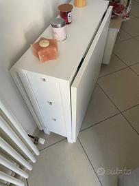 Tavolo a ribalta con cassetti