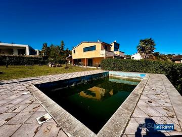 Villa con piscina - Cda Coste di Oratino