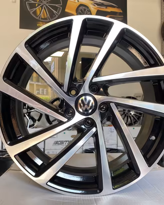 Cerchi Volkswagen raggio 19 NUOVI cod.744587