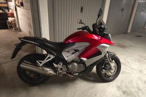 Honda Crossrunner 800