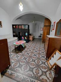 Trilocale via Efisio Cugia 18, Centro, Bosa