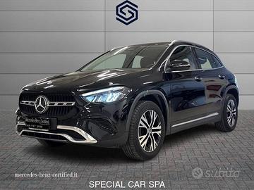 Mercedes-Benz GLA 200 d Progressive Advanced ...