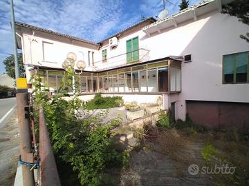 Casa singola da ristrutturare Costa di Rovigo