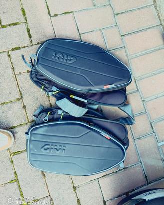 borse larerali Givi morbide 