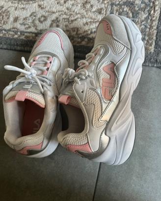 Sneakers FILA nuove