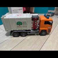 Camion immondizia Bruder