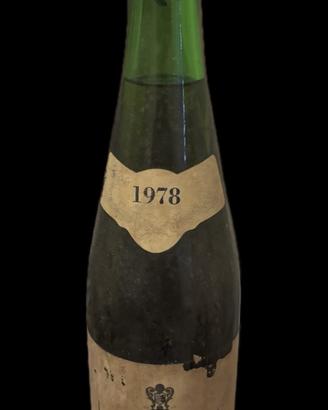 Vino bianco pregiato da collezione