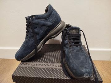 Hogan blu
