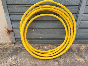 Tubo gas 16x2 con guaina gialla