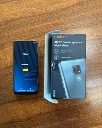 Motorola E7