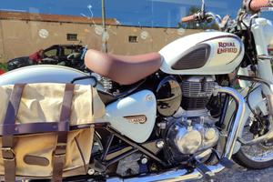 Royal Enfield Classic 350 pochi Km - accessoriata