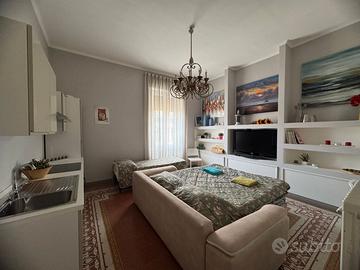 Via Roma-164mq ristrutturato,arredato con soffitta