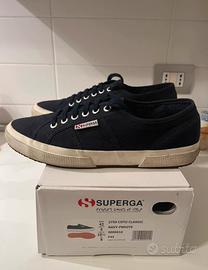 Scarpe superga