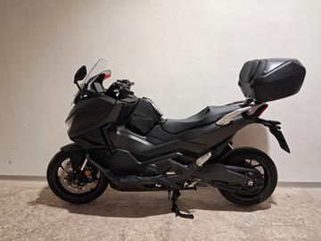 Honda Forza 750 - 2025