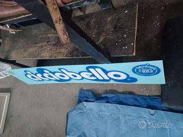 insegna pubblicitaria Cicciobello