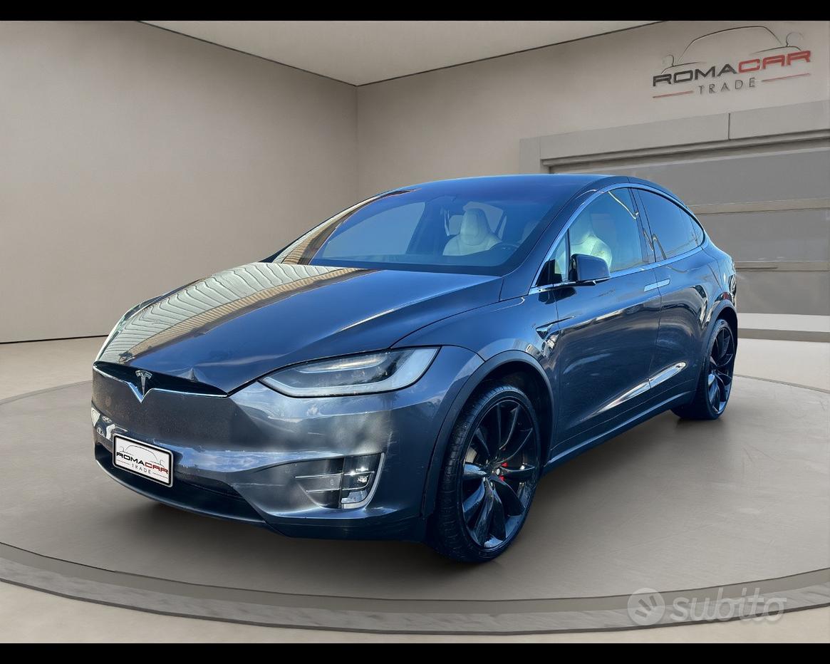 TESLA Model X