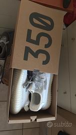 Yeezy 350 total white