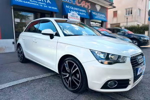 Audi A1 1.6 TDI Attraction NEOPATENTATI