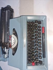 Macchina da scrivere vintage Antares Compact 89 